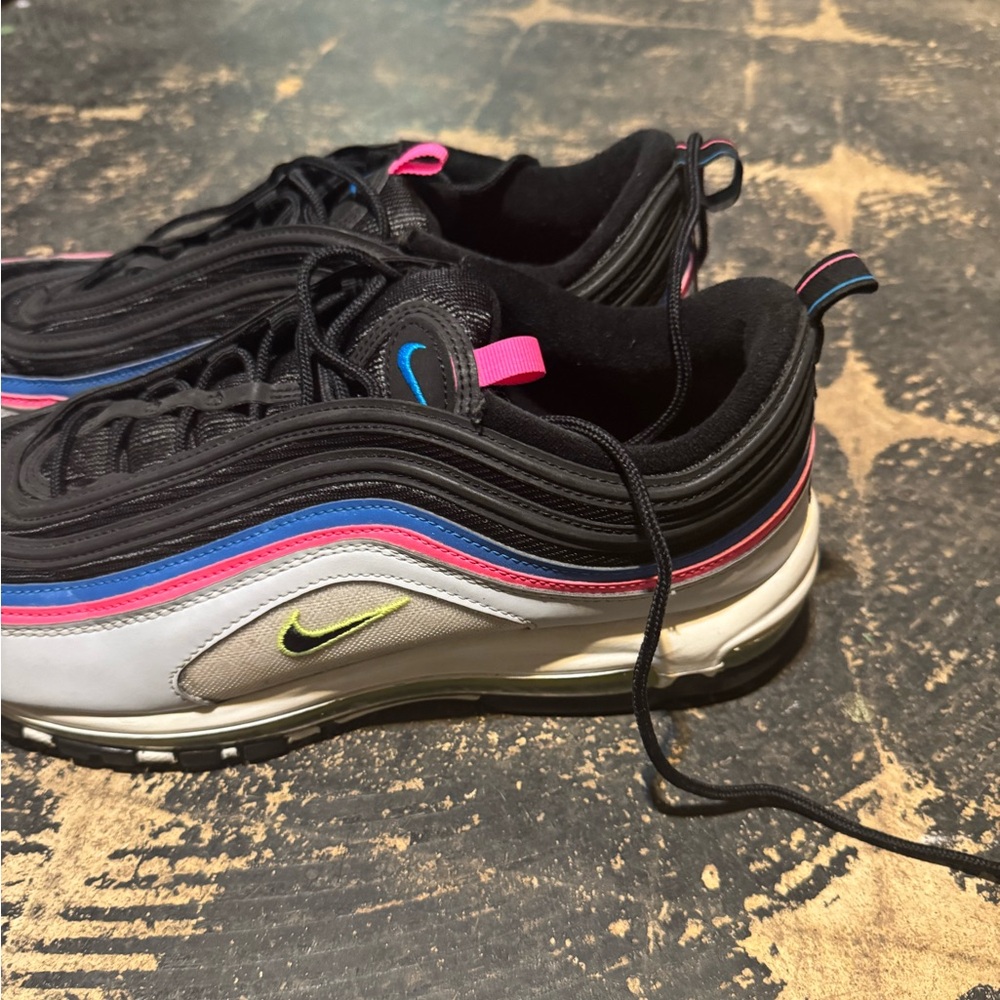 Men’s Nike AirMax 97